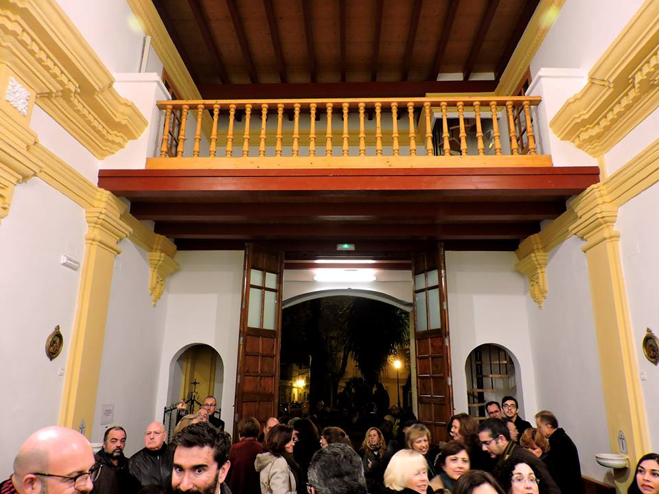 Coro de la capilla sobre la entrada de acceso vista desde el interior.