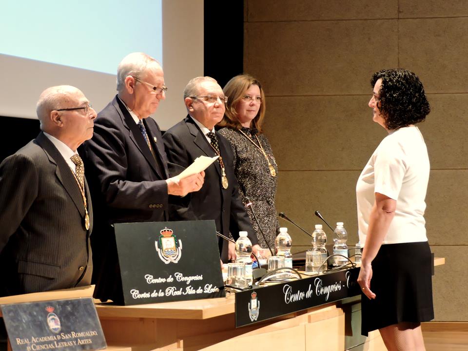 Momentos antes de la imposición de la medalla por parte del presidente.